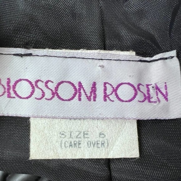 Blossom Rosen navy blue nautical blazer  brass heart buttons Size 6 - Picture 5 of 6